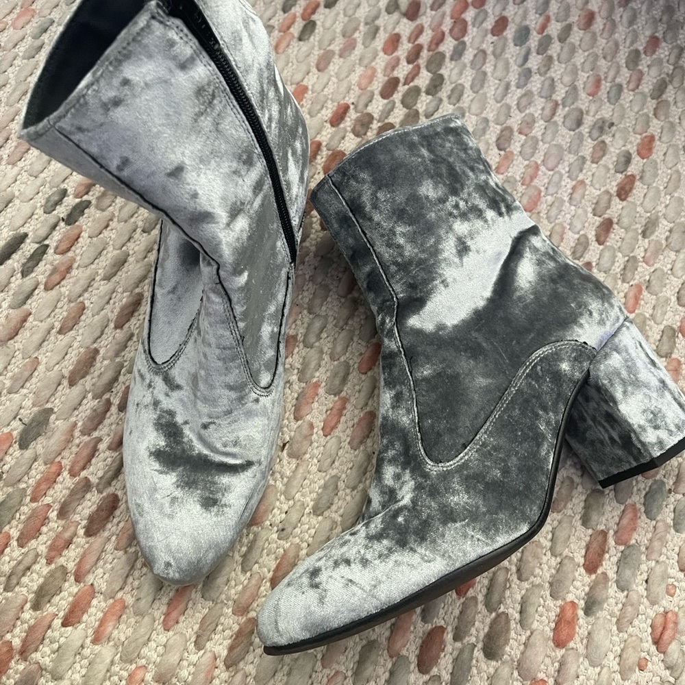 Barney’s New York Crushed Velvet Heeled Boots 40 Made In Italy